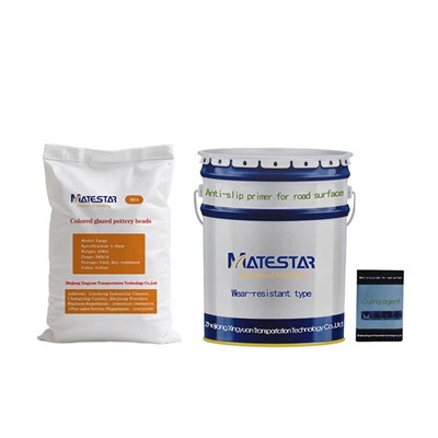 Zelena boja na pločniku